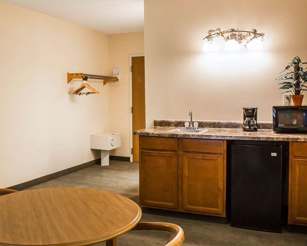 Quality Inn & Suites Bellville Mansfield - photo 14