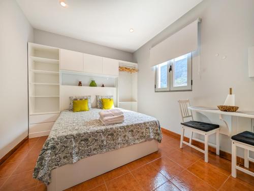 Casas das Hortas Studio Vista Jardim e Serra — 4-Star Luxury Hotel in Seixal, Portugal