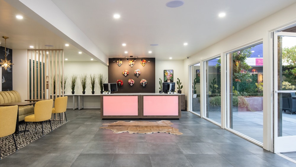 The Catrina Hotel - photo 5