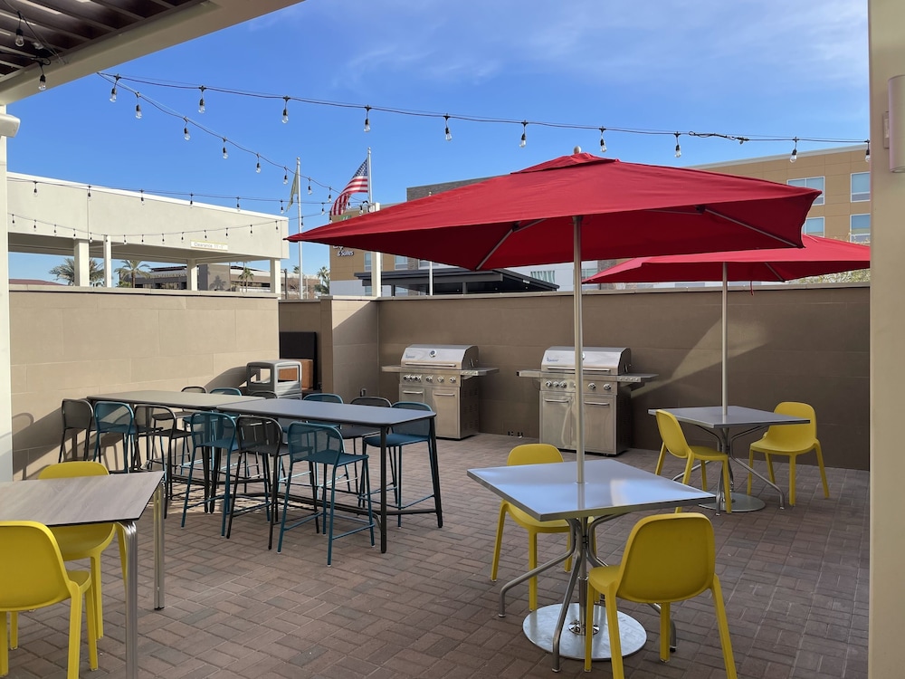 Home2 Suites by Hilton Phoenix Airport North AZ - photo 42