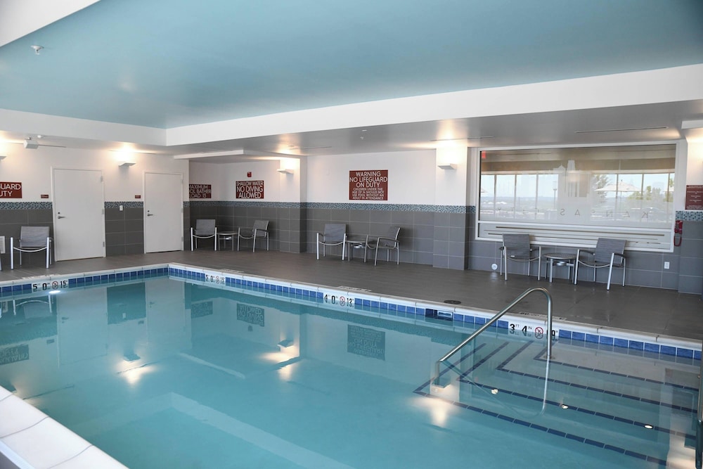 TownePlace Suites by Marriott Kansas City at Briarcliff - photo 20