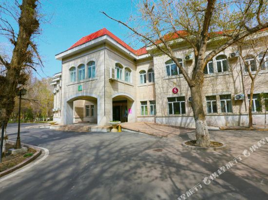 Yining yizhongyuan Hotel in Yining, People's Republic of China