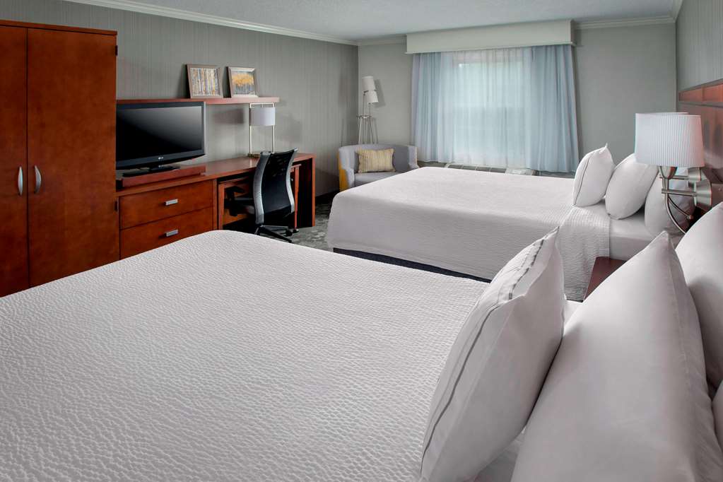 Sonesta Select Tinton Falls Eatontown - photo 8
