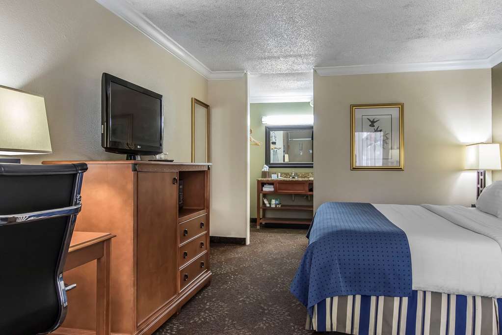 Clarion Inn Morgan City - photo 15