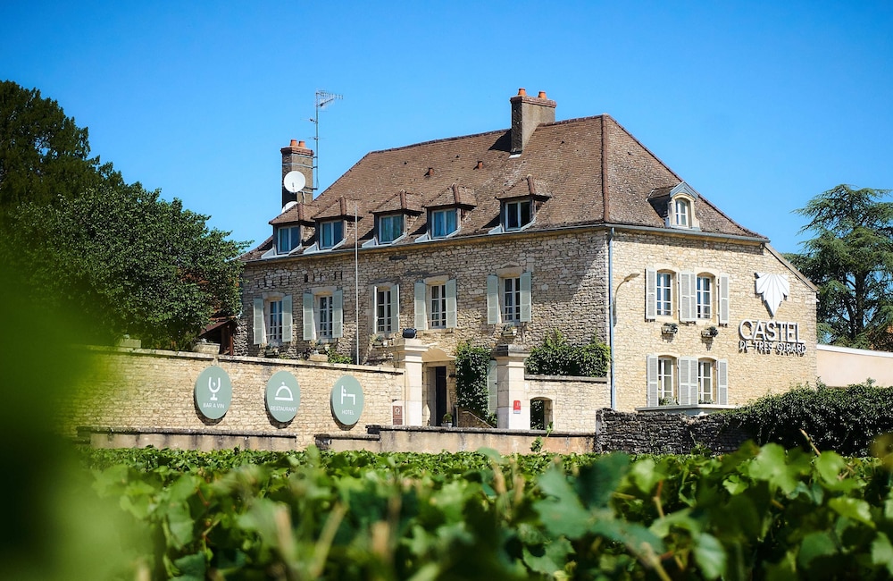 Castel de Tres Girard — 4-Star Luxury Hotel in Dijon, France
