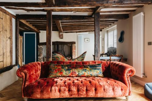 Crippens Quintissential Luxury Central Parking & EV — 4-Star Luxury Hotel in Canterbury, United Kingdom