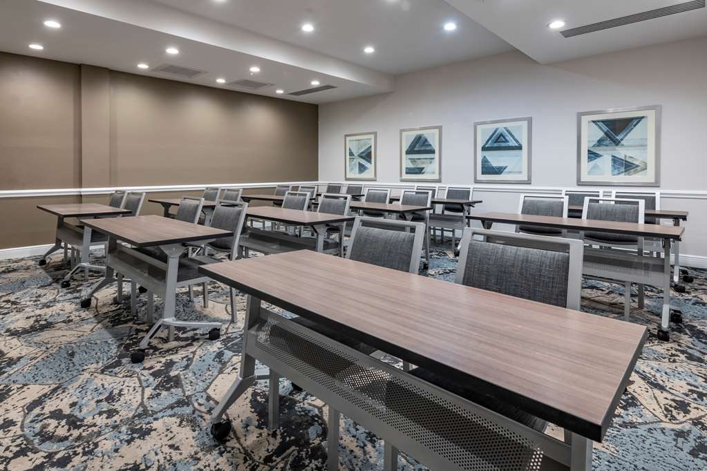 Best Western Plus Lakeland - photo 8