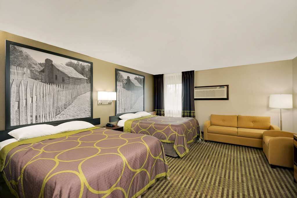 Super 8 by Wyndham Lexington Hamburg Area - photo 18