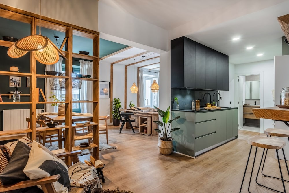 Lunda 2 Bedrooms in Malasa a Madrid