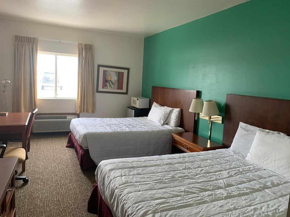 Americas Best Value Inn Gaylord - photo 14