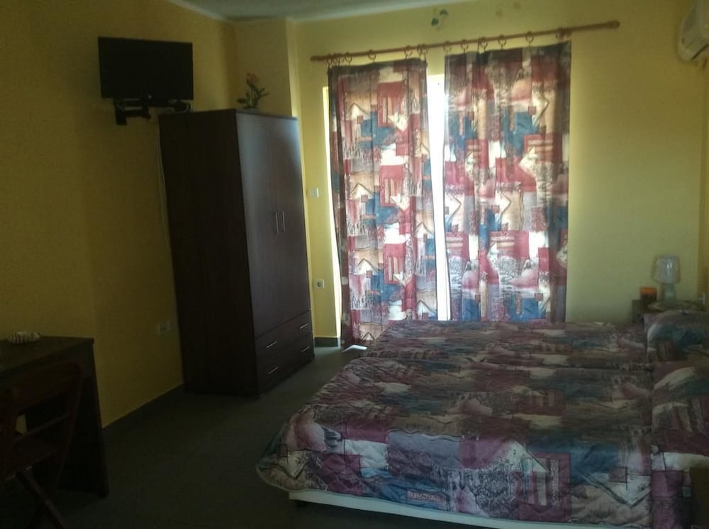 Tommy’s Rooms — Rodos — photo 5