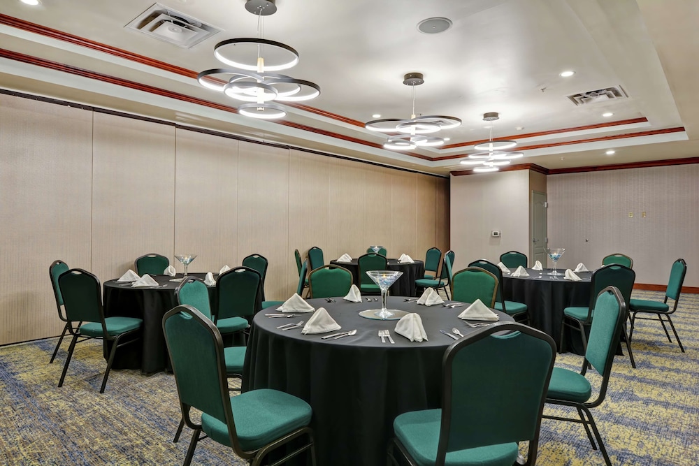 Hilton Garden Inn Conway - photo 38