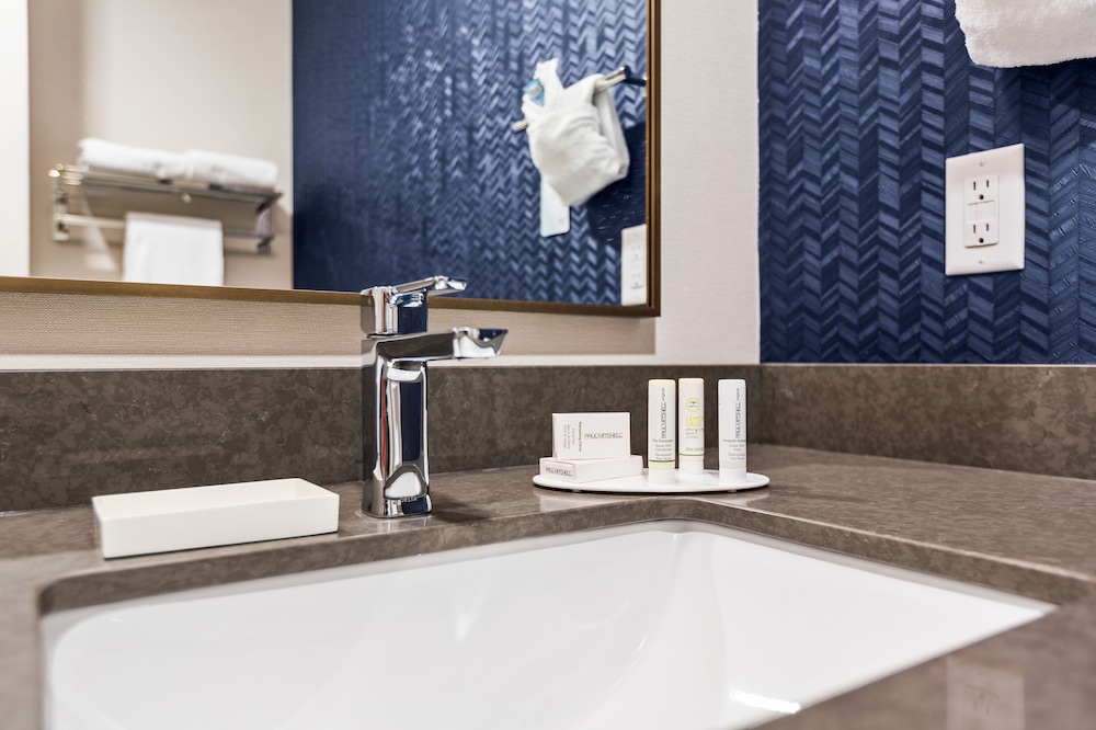 Fairfield Inn & Suites by Marriott Bend Downtown - photo 7