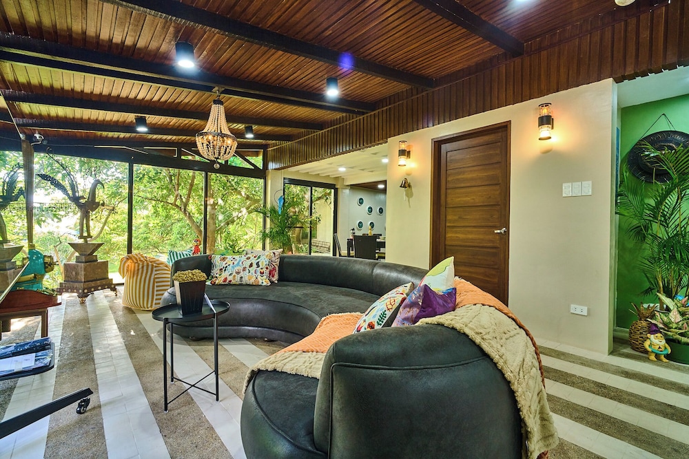 Cuatro Maya by Araw Residences — 4-Star Luxury Hotel in Nasugbu, Philippines