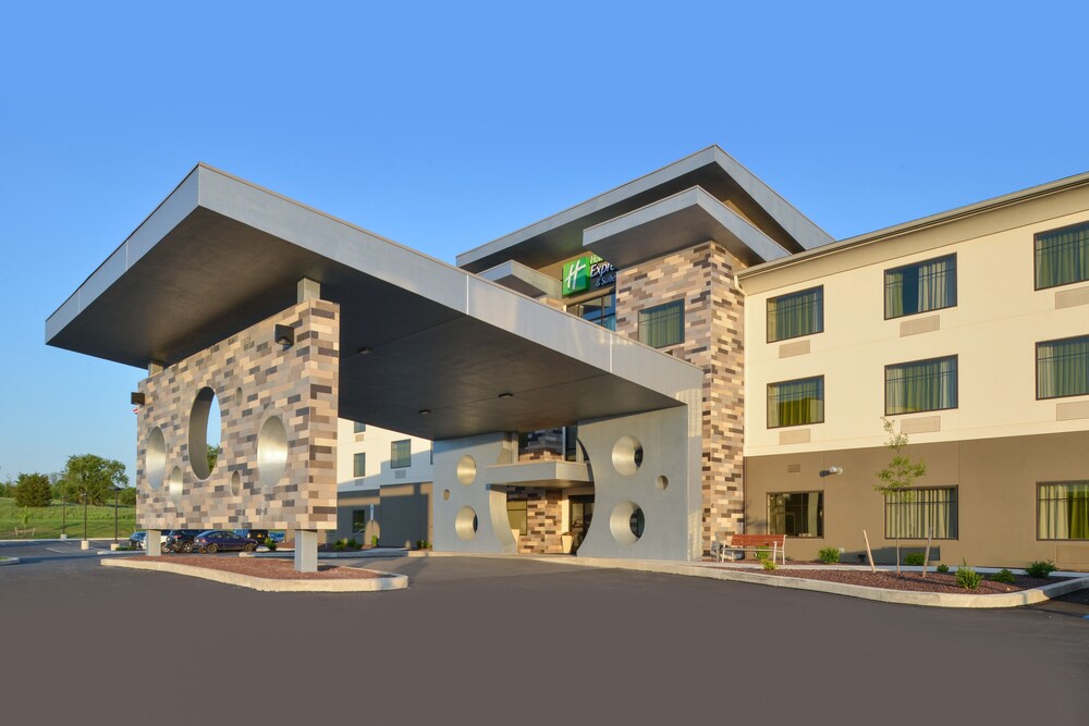 Holiday Inn Express & Suites Shippensburg by IHG - photo 65