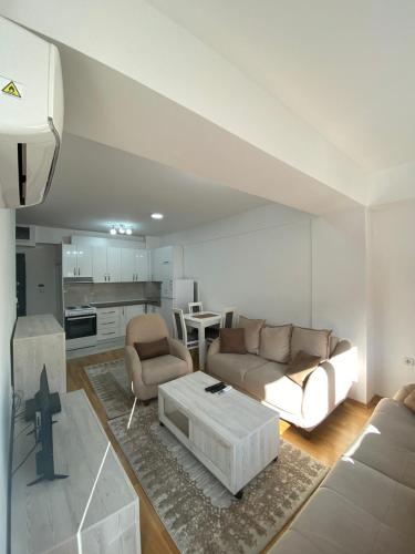 Srle Home — 4-Star Luxury Hotel in Skopje, Republic of Macedonia