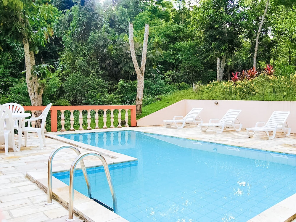 Pousada Canto do Curió - carbon neutral hotel in Paraty