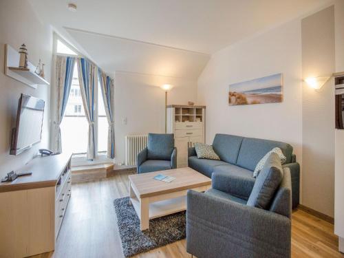 Dünenpark Binz Komfortplus Ferienwohnung mit 2 Schlafzimmern und Balkon im Dachgeschoss 198 — 4-Star Luxury Hotel in Ostseebad Binz, Germany