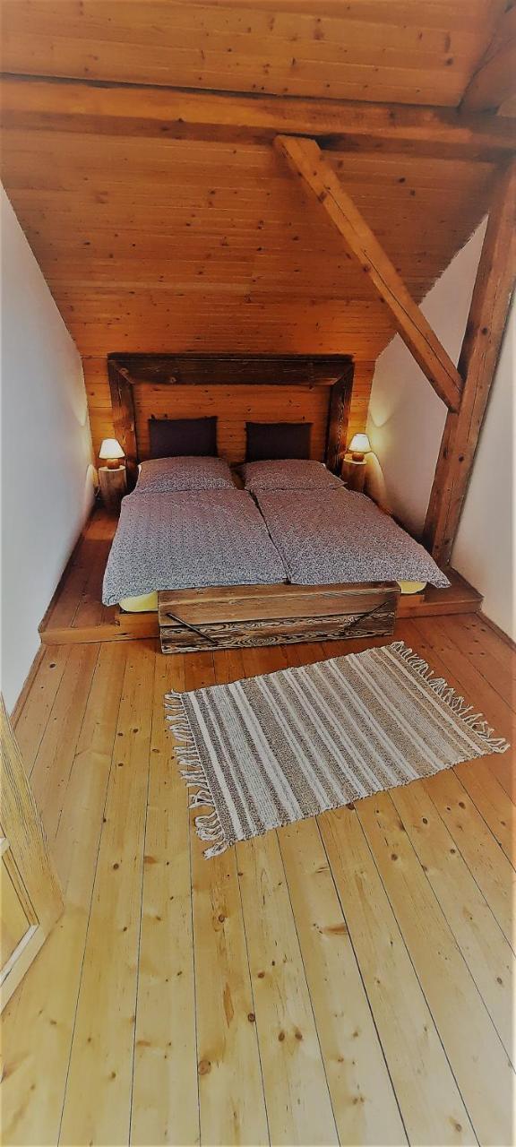 Podkrovie v zeleni privat — Strba — photo 5