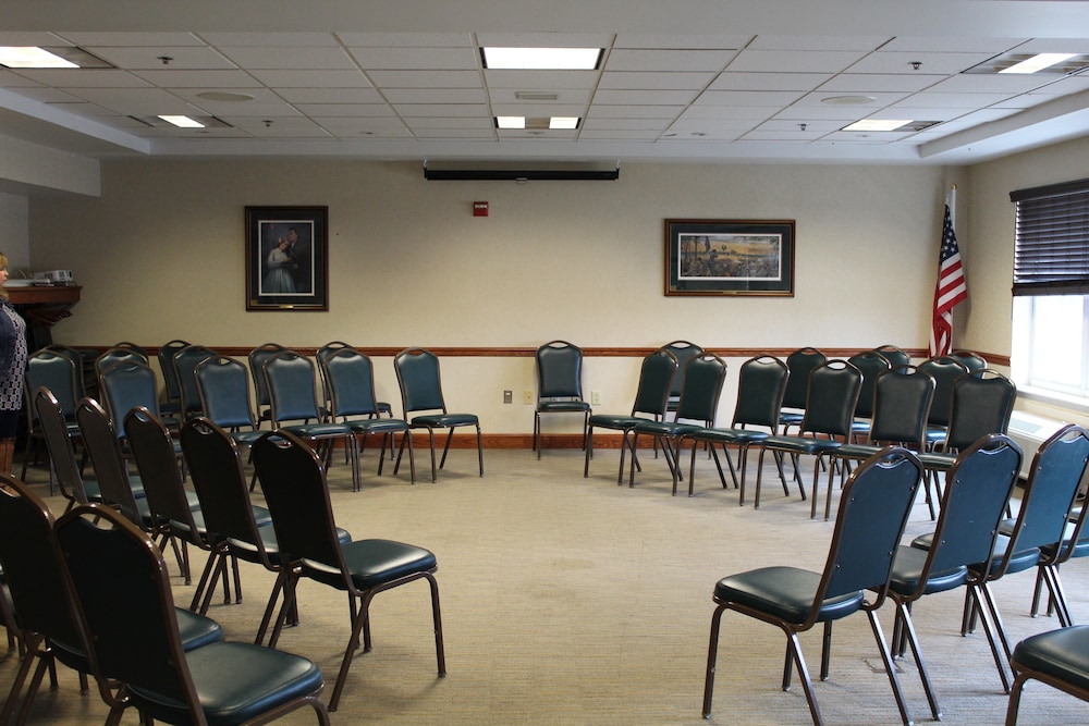 Country Inn & Suites by Radisson Gettysburg PA - photo 37