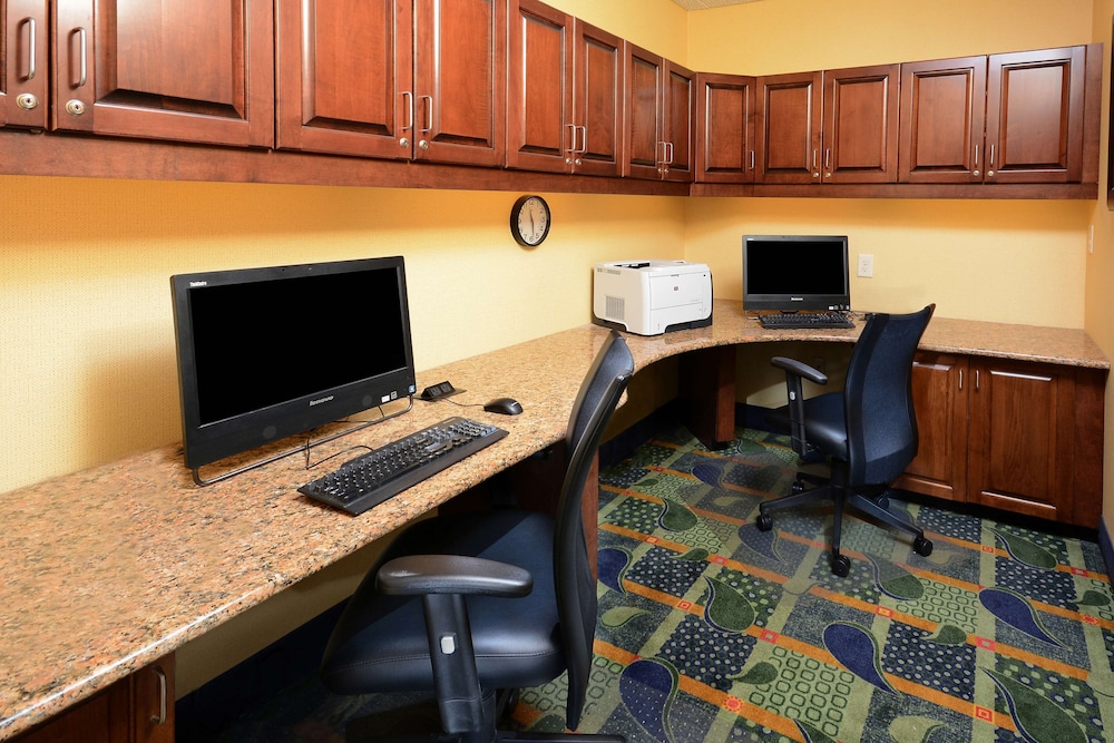 Hampton Inn High Point - photo 37