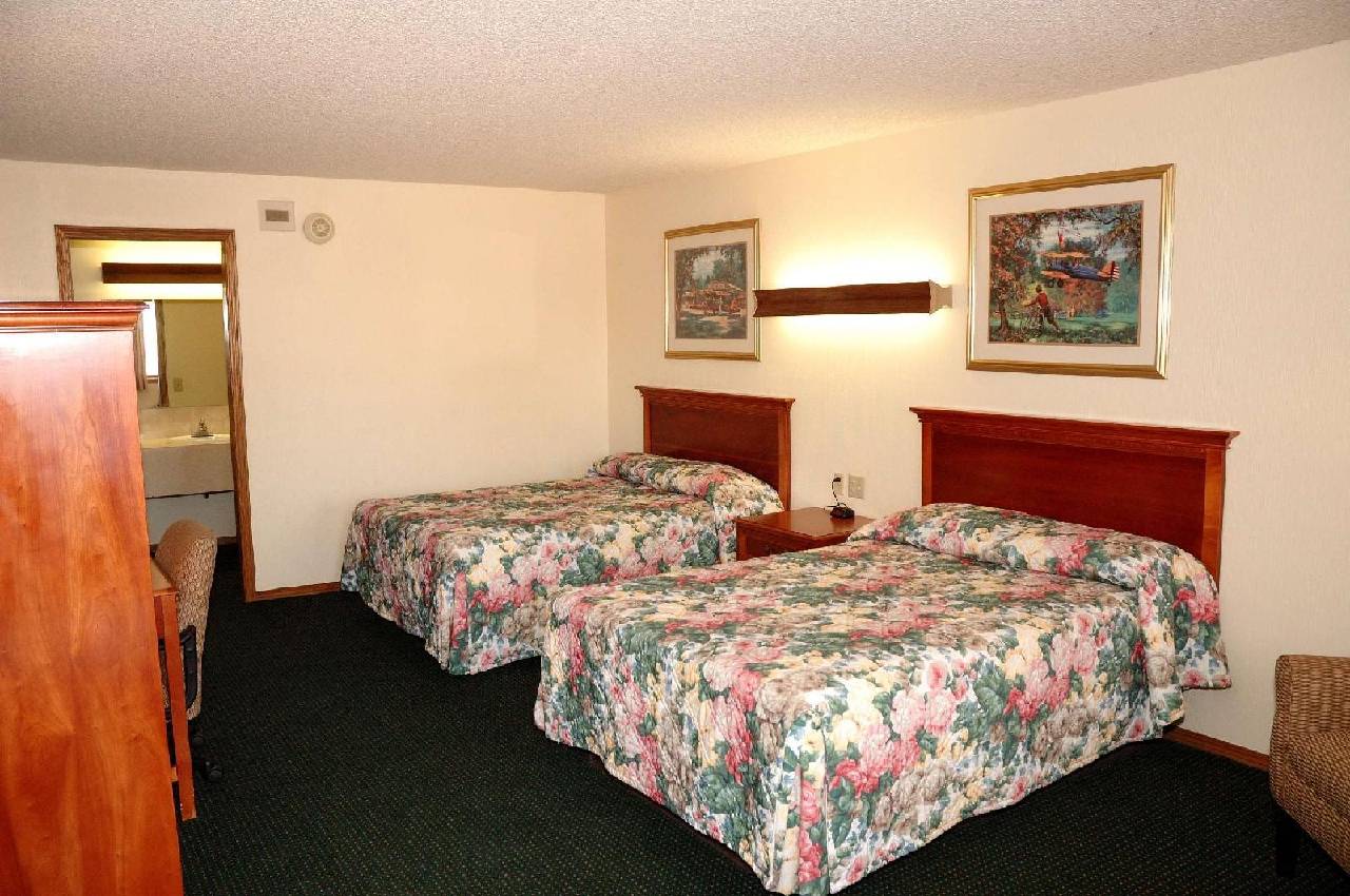 Lehrs Motel Augusta - photo 11