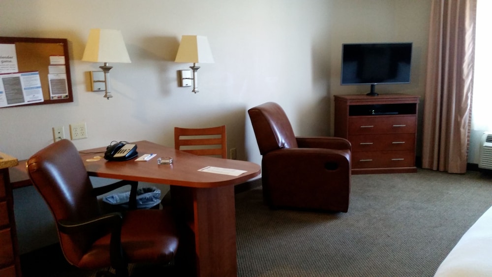Candlewood Suites Gillette by IHG - photo 15