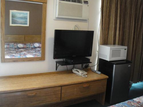 California Motel - photo 6