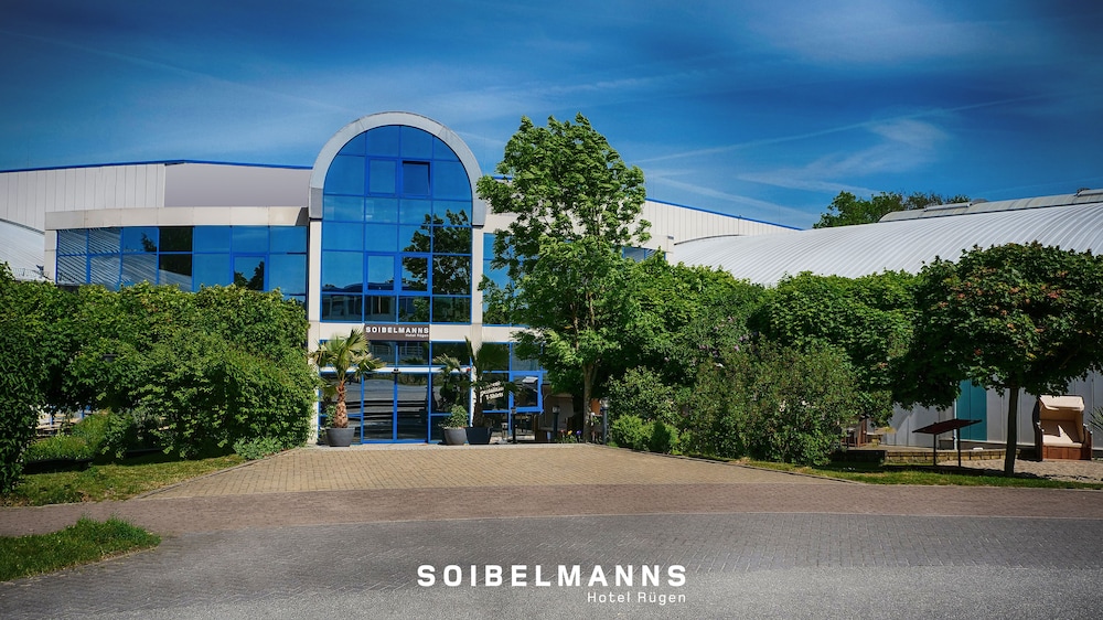 Soibelmanns Hotel Rügen — hotel in Samtens