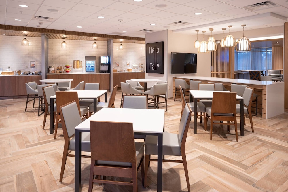 Fairfield Inn & Suites by Marriott Vero Beach - photo 58