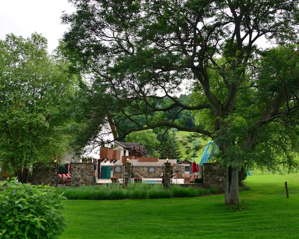 The Inn At Holiday Valley - photo 45