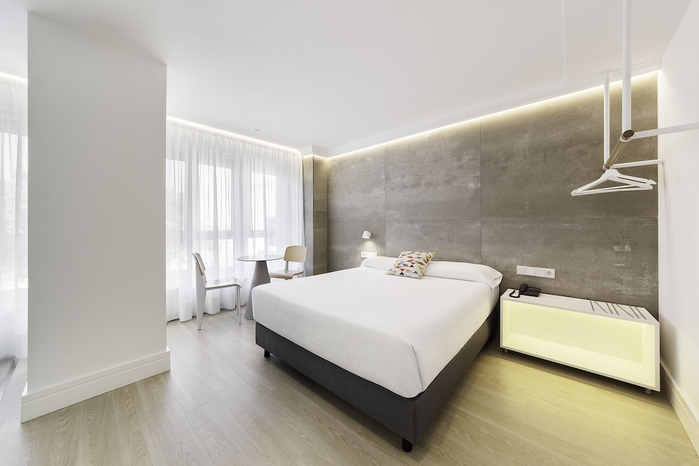 Hotel Mar del Plata — hotel in A Coruna