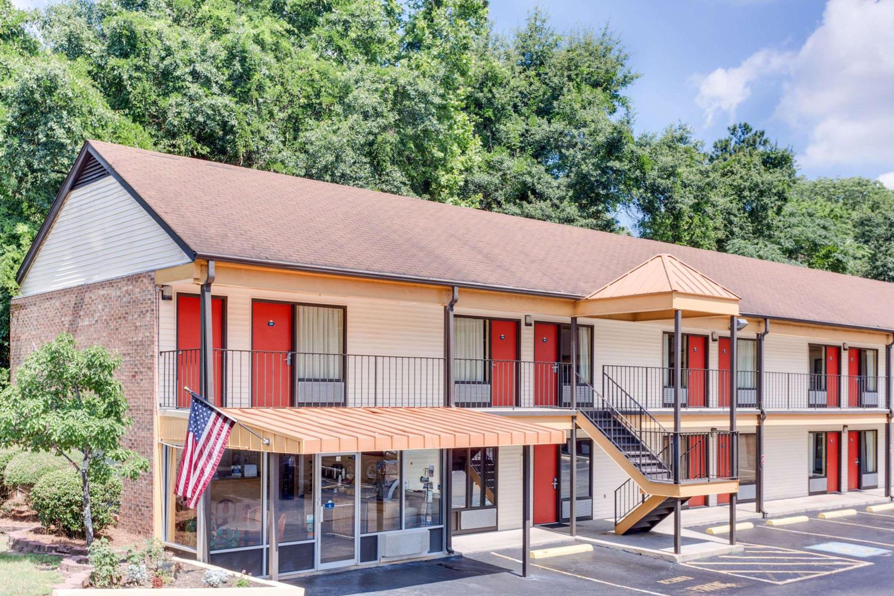 Americas Best Value Inn Aiken - photo 2