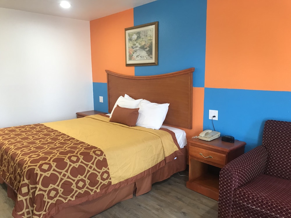 Americas Best Value Inn Bowie - photo 7