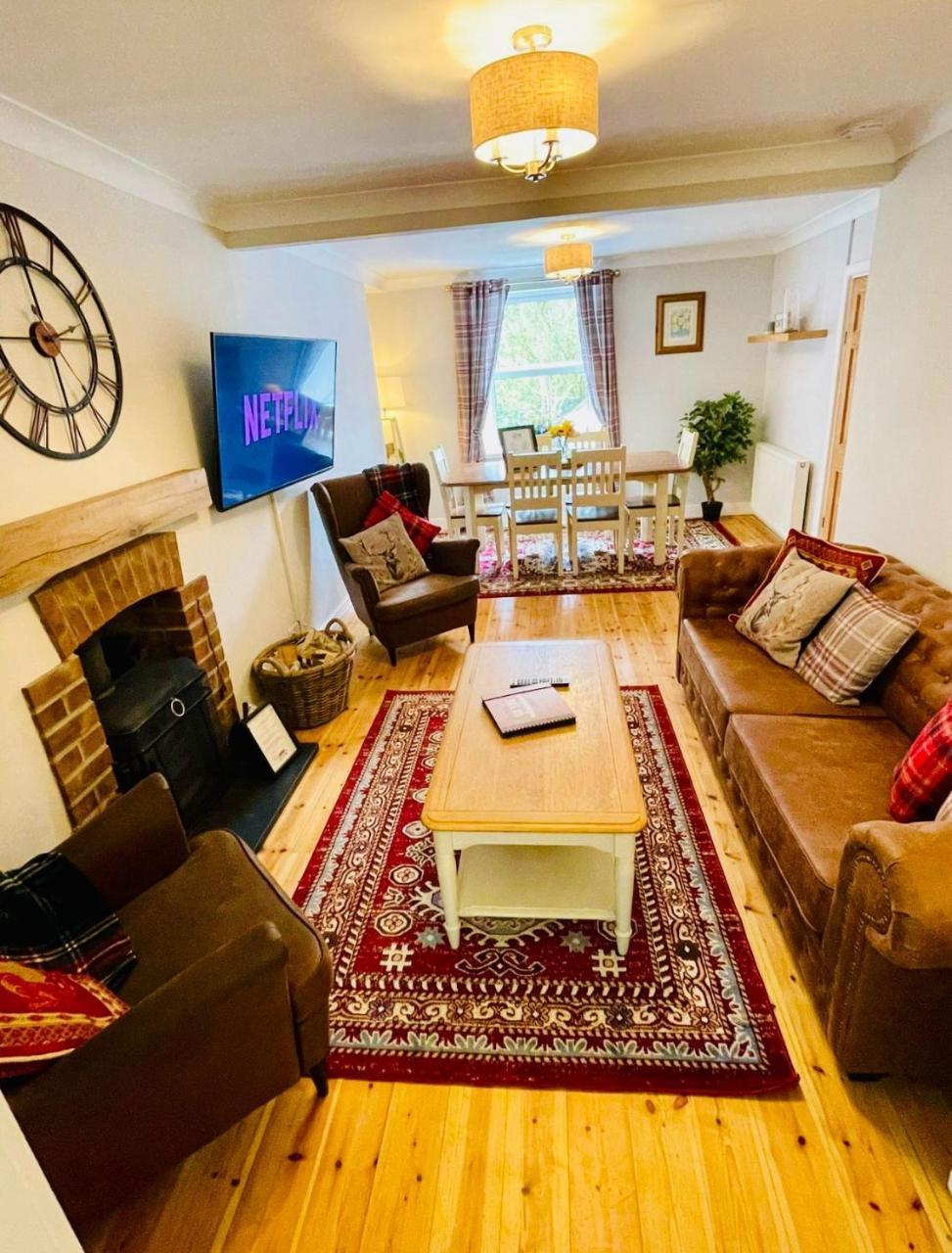 Gorwel Spacious 3 Bedroom Cottage near the Beach — 4-Star Luxury Hotel in Llanarth, United Kingdom