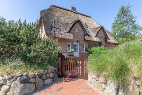 Salzwiesen Lodge — 4-Star Luxury Hotel in Sankt Peter-Ording, Germany
