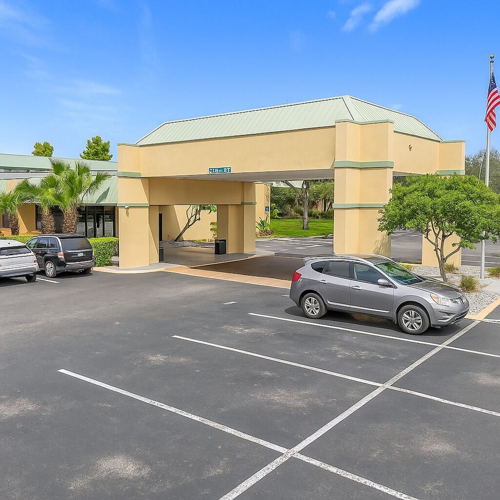 Stayable Jacksonville West - photo 37