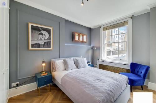 cozy 1 bedroom flat in Mayfair — 4-Star Luxury Hotel in London, United Kingdom