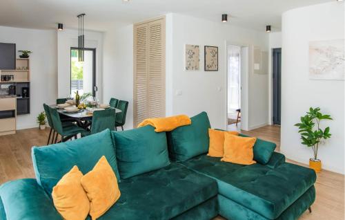 Lovely Home In Razanac With Wifi — Razanac — photo 4