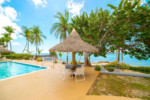 Moon Bay # 5 — 4-Star Luxury Hotel in Bodden Town, Cayman Islands