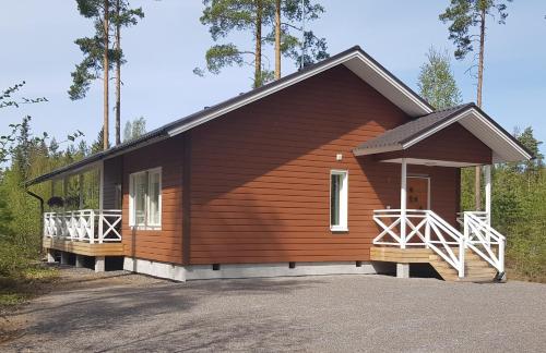 Lomahuvila Metso - carbon neutral hotel in Siikainen