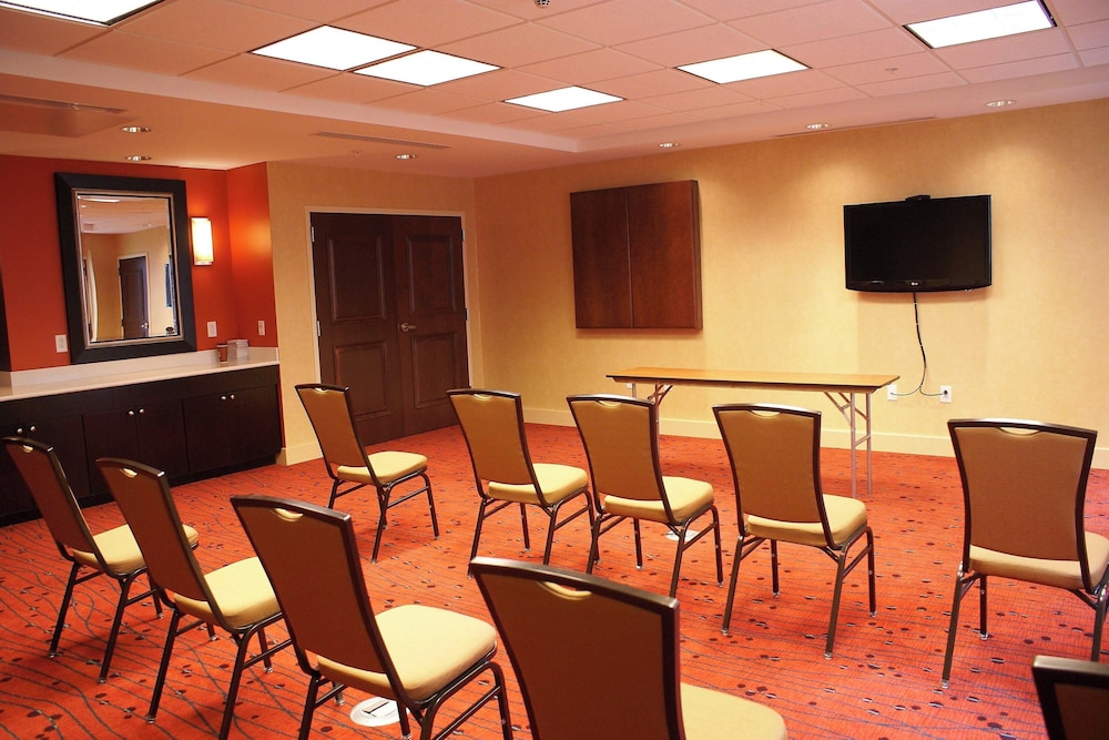 Residence Inn by Marriott Pittsburgh Monroeville Wilkins - photo 29