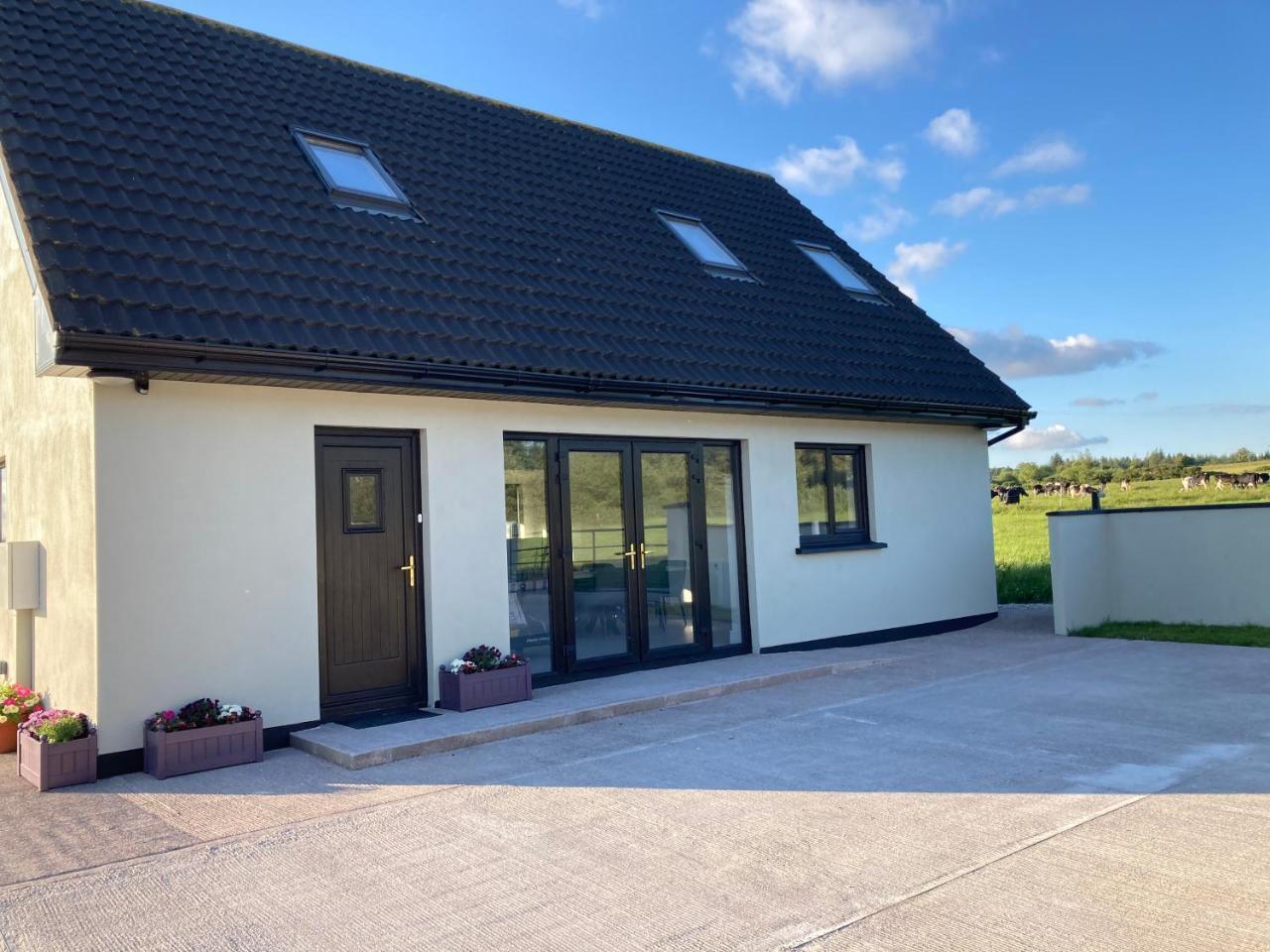 The Grasslands Holiday Home — 4-Star Luxury Hotel in Cork, Republic of Ireland