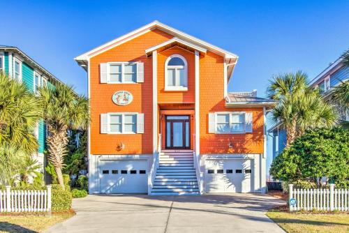Perma Grin Ocean front private pool and hot tub in Kure Beach, United States