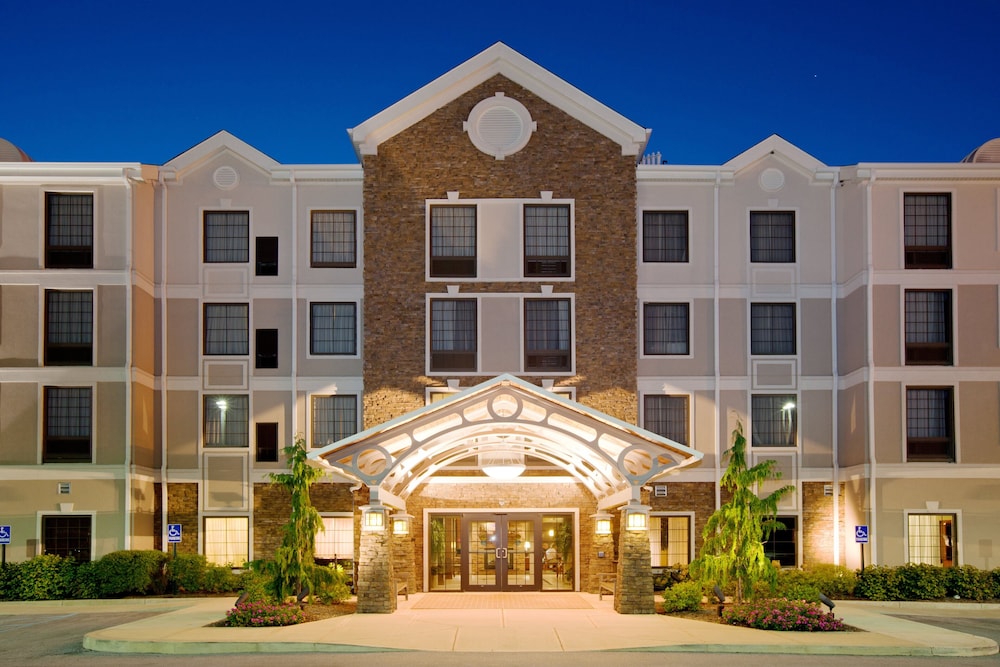 Staybridge Suites Indianapolis Airport by IHG - photo 95