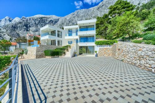 Bellevue — Baska Voda — photo 5