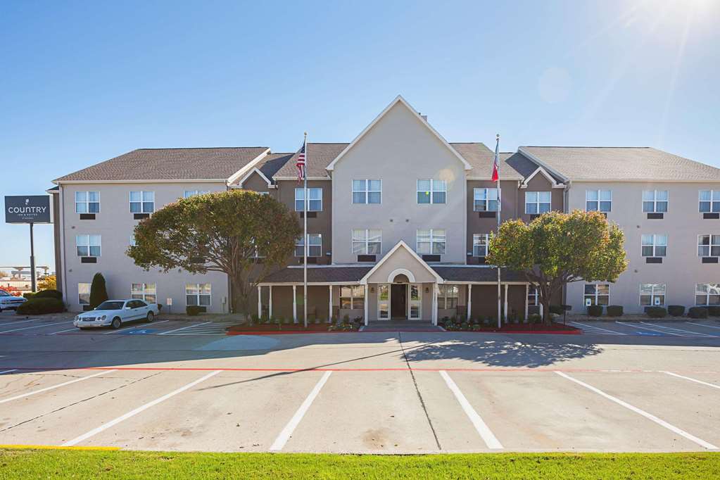 Country Inn & Suites by Radisson Lewisville TX in Lewisville, United States