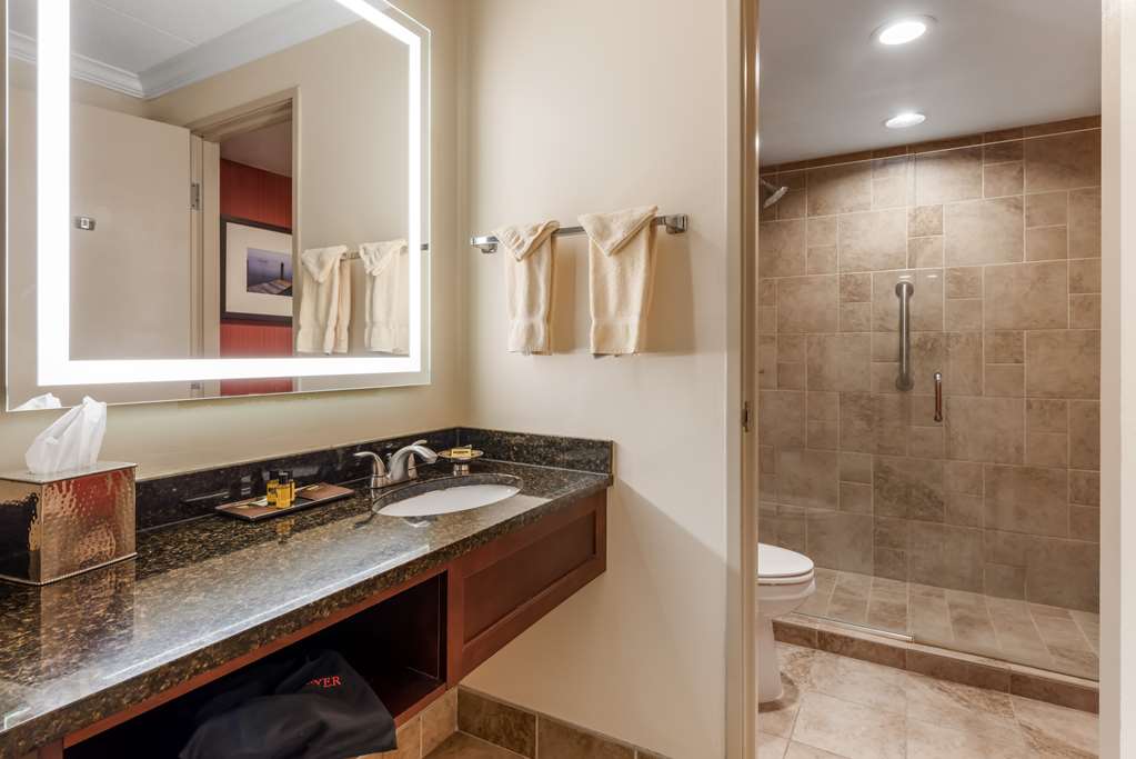 Best Western Plus White Bear Country Inn - photo 38