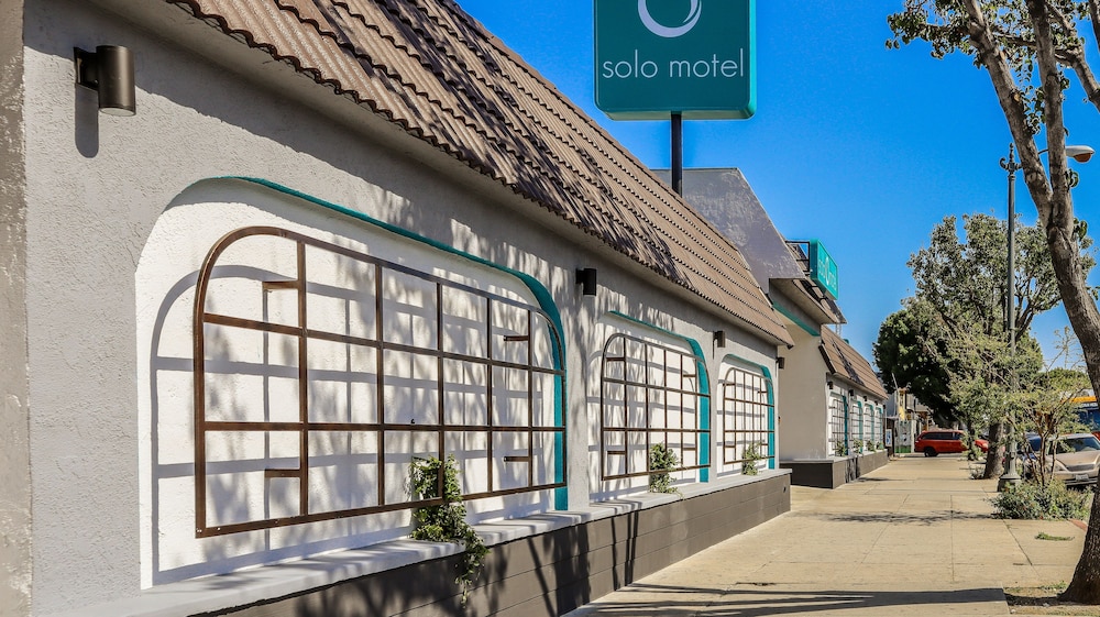 Solo Motel Broadway - photo 31