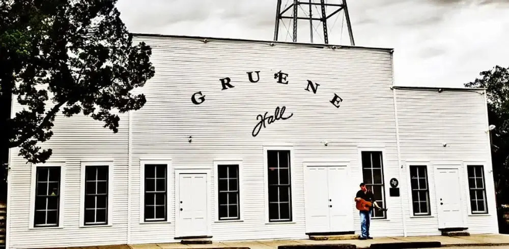 Sunset Ridge 2King Beds Lake Hot Tub Pool in Canyon Lake, United States